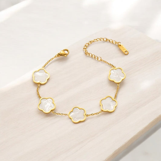 Fortuna Clover Bracelet